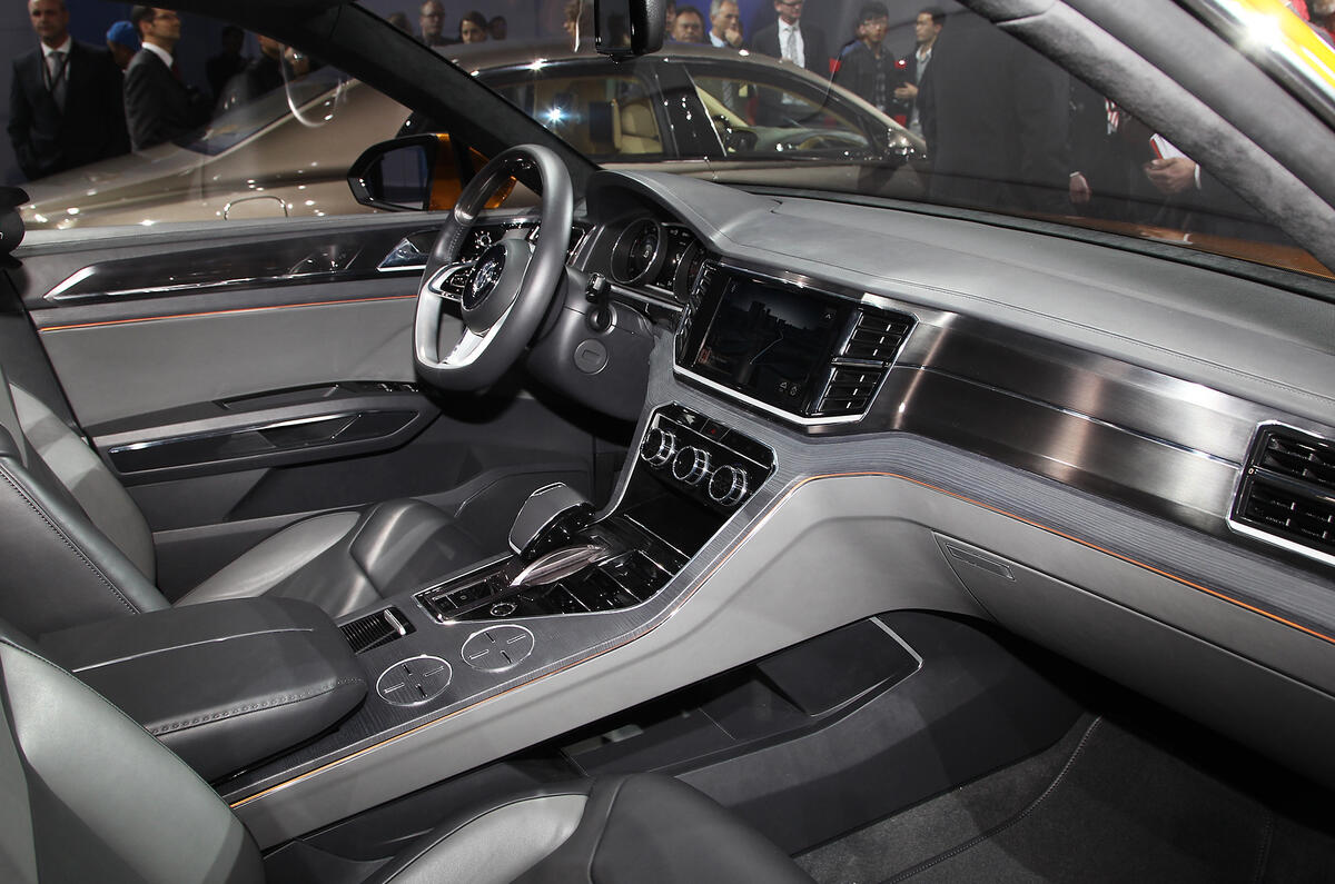 no title Volkswagen CrossBlue Coupé: Shanghai motor show 2013