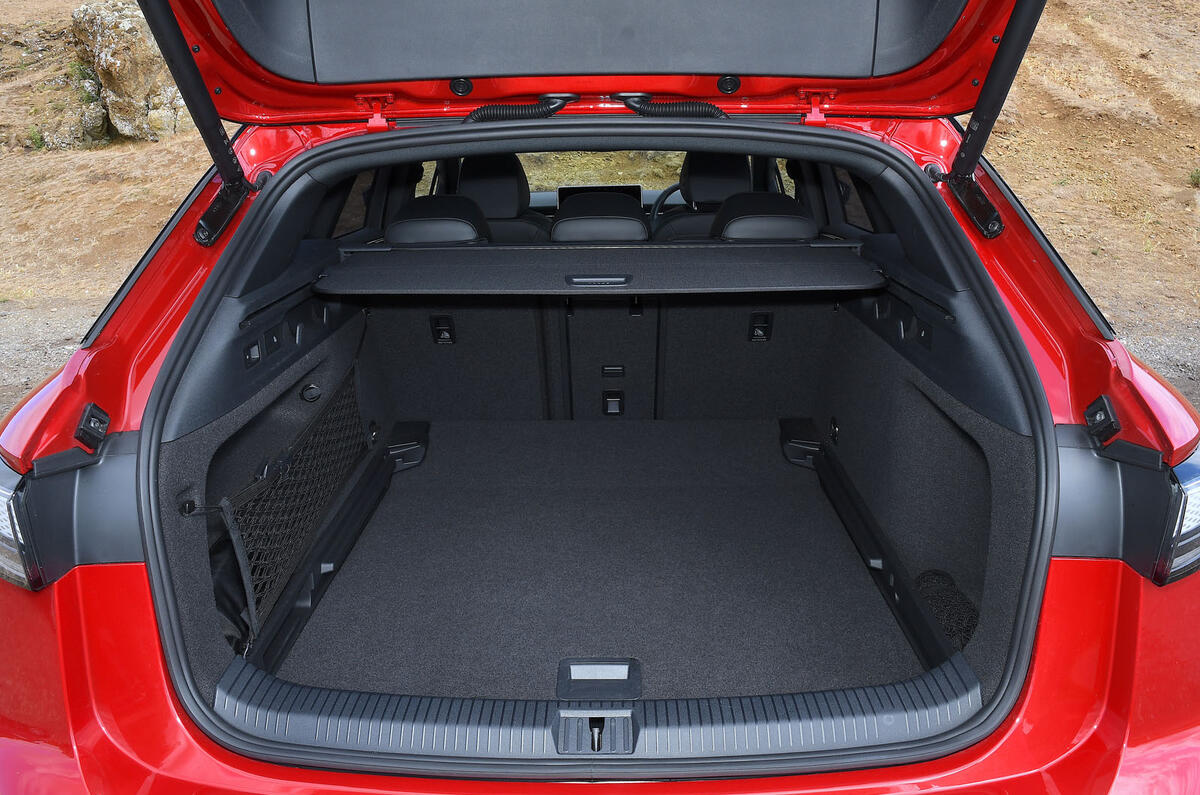VW ID7 GTX 2025 Review RT boot 0608 VW ID7 GTX 2025 Review RT boot 0608