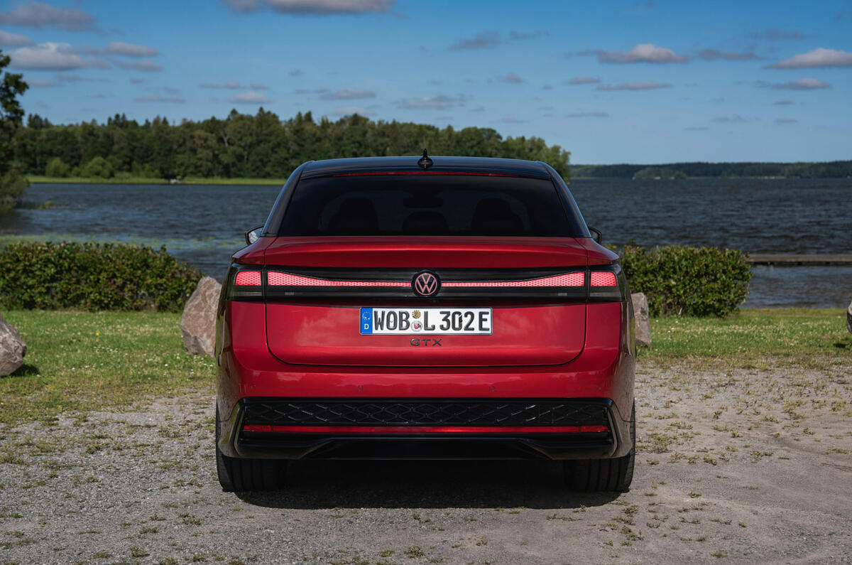 vw id7 gtx review 2024 06 design