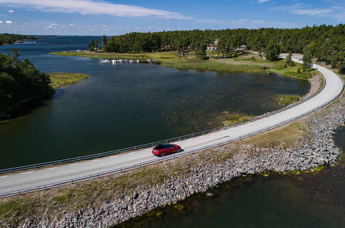 vw id7 gtx review 2024 22 scenic