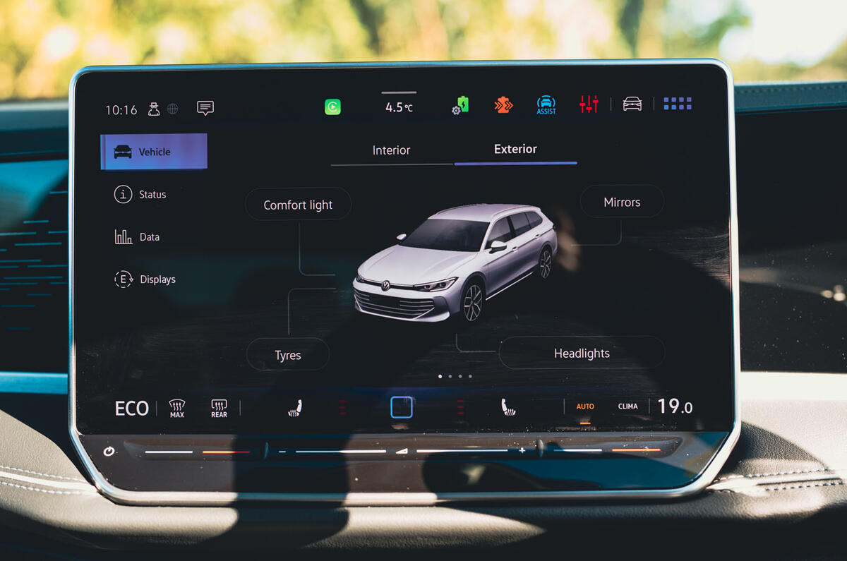 vw passat avis 2024 14 infotainment