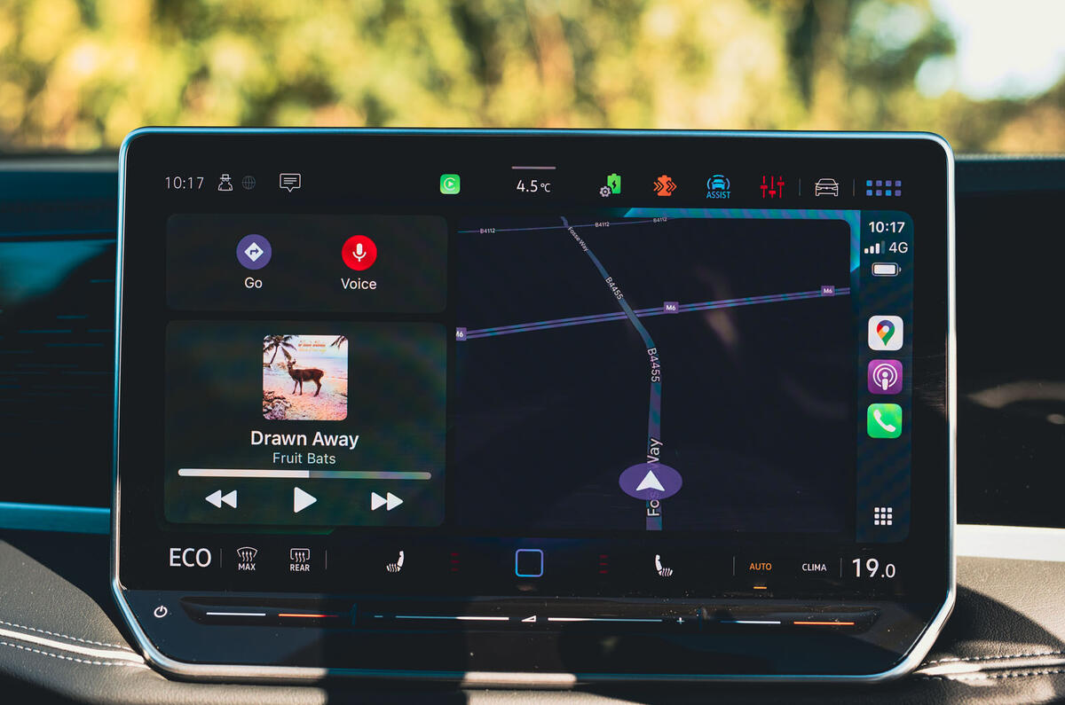 vw passat avis 2024 15 infotainment