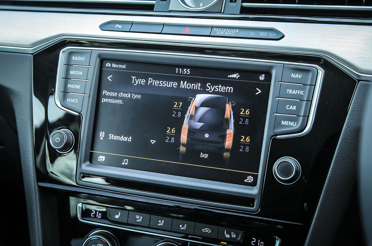 Volkswagen Passat infotainment system