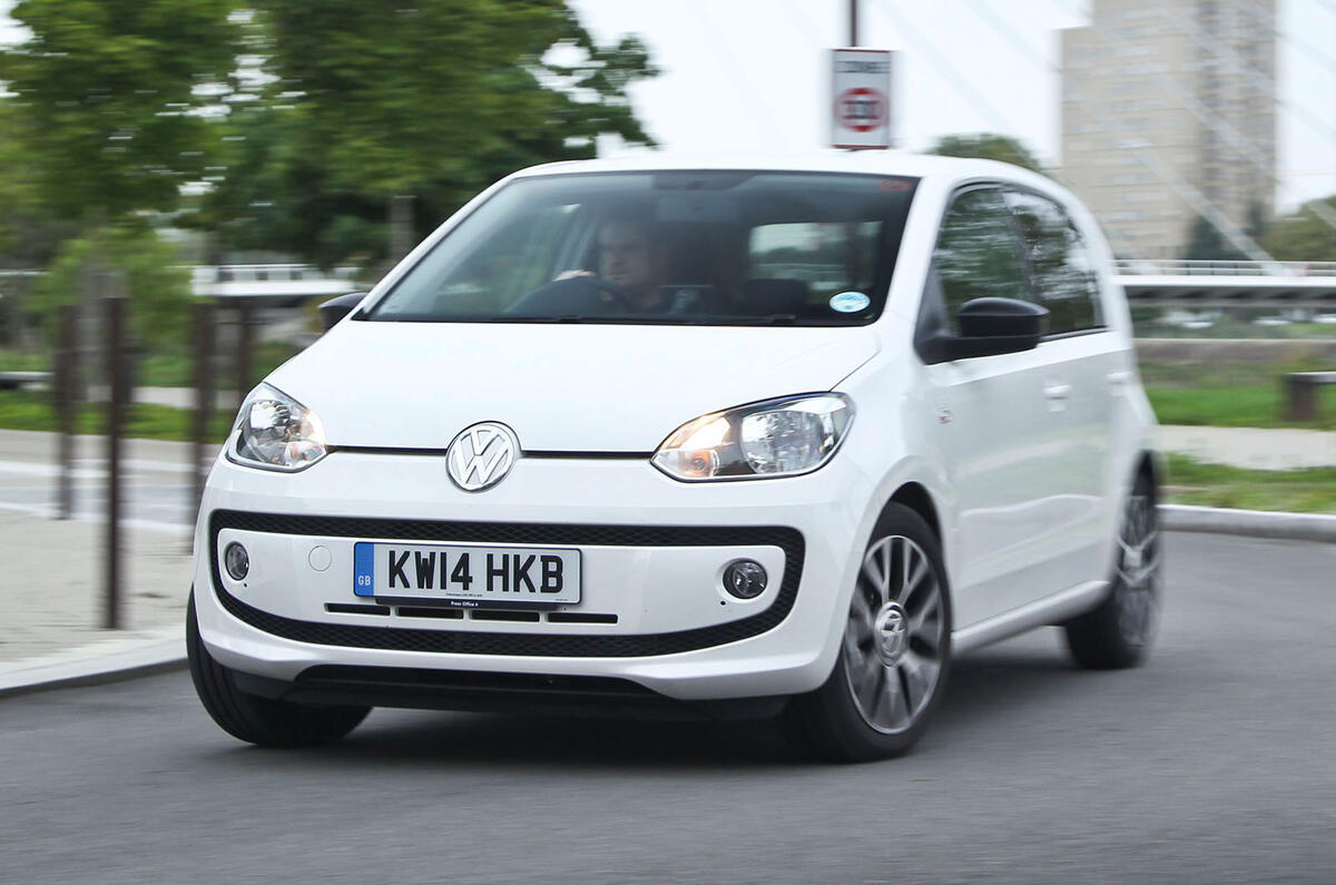 Comparison: Renault Twingo versus Volkswagen Up Comparison: Renault Twingo versus Volkswagen Up