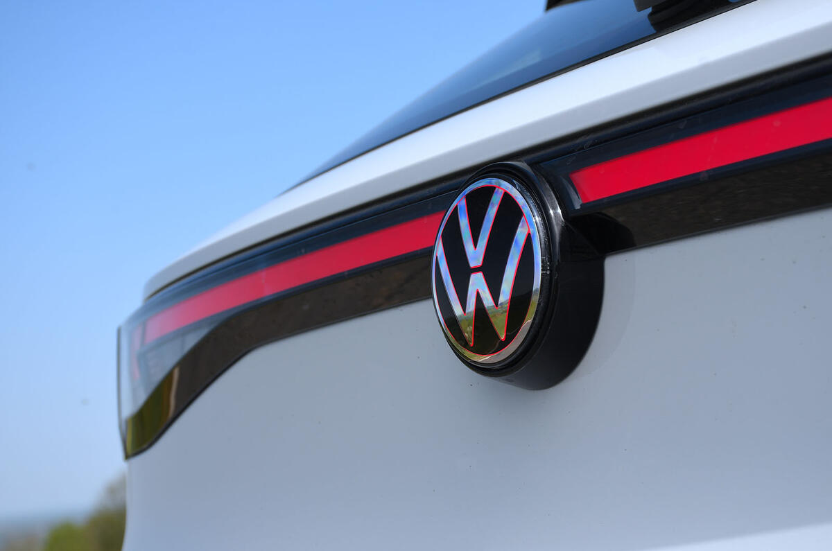 VW T Roc reveiw 2026 11
