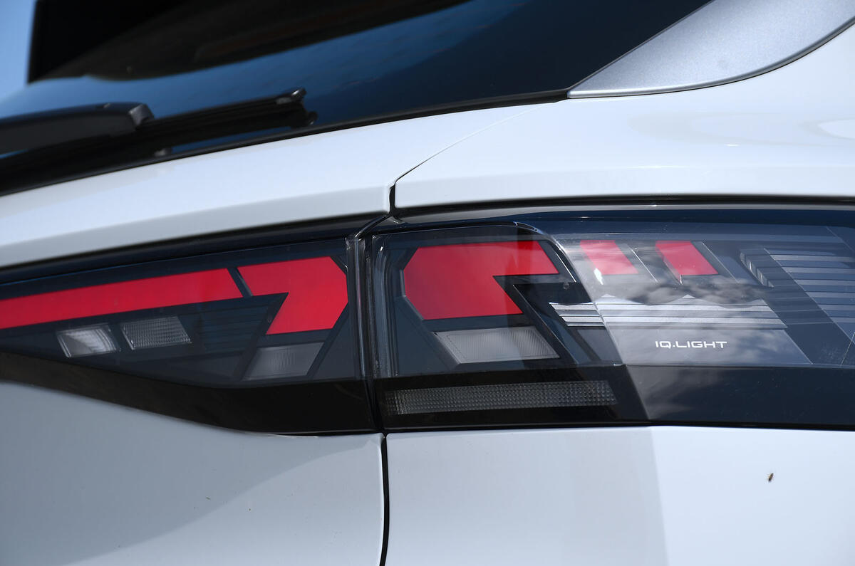 VW T Roc reveiw 2026 12