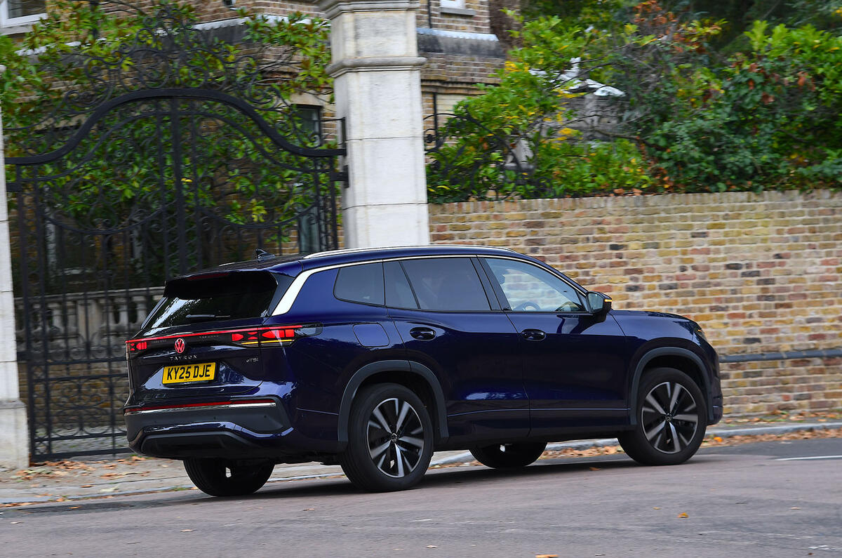 VW Tayon eTSi LT  RB  2025 jb20251007 2042