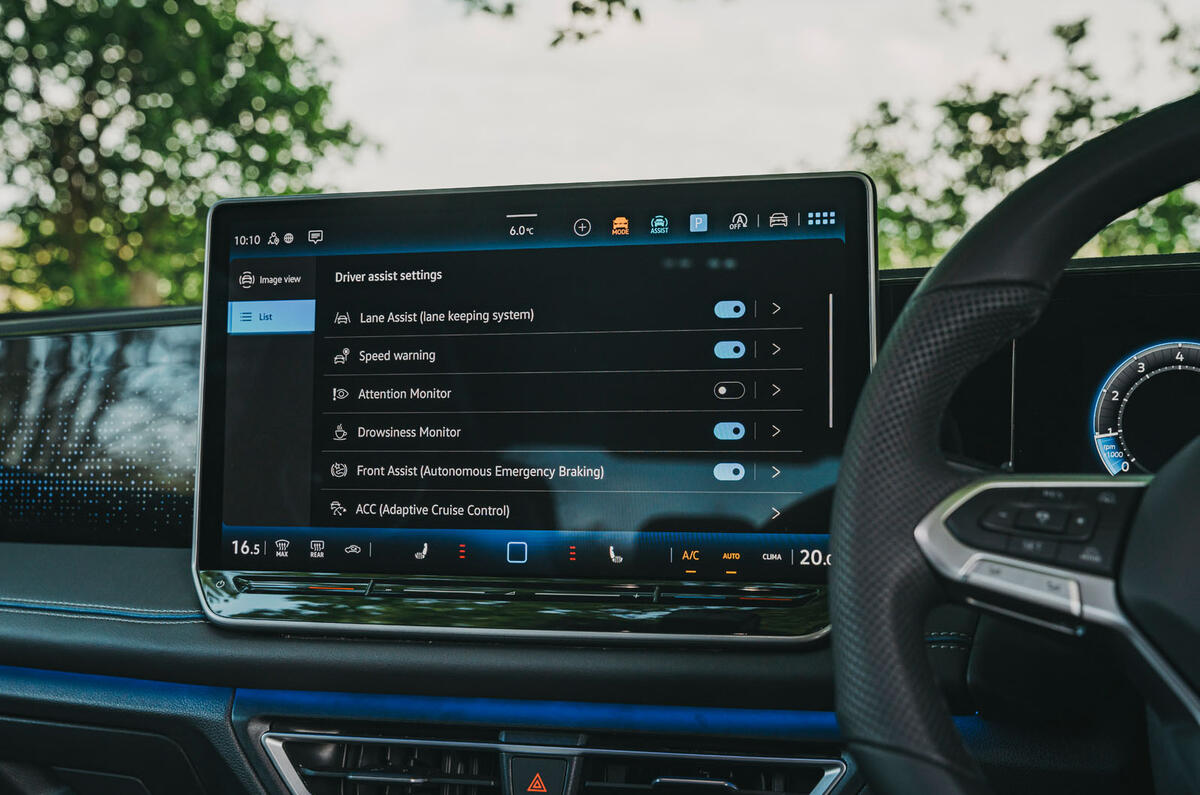 vw tiguan rt avis 2024 20 infotainment
