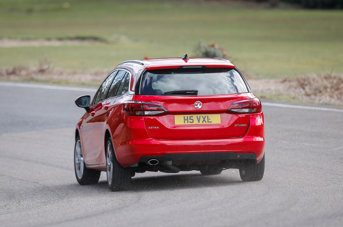 Vauxhall Astra ST rear cornering