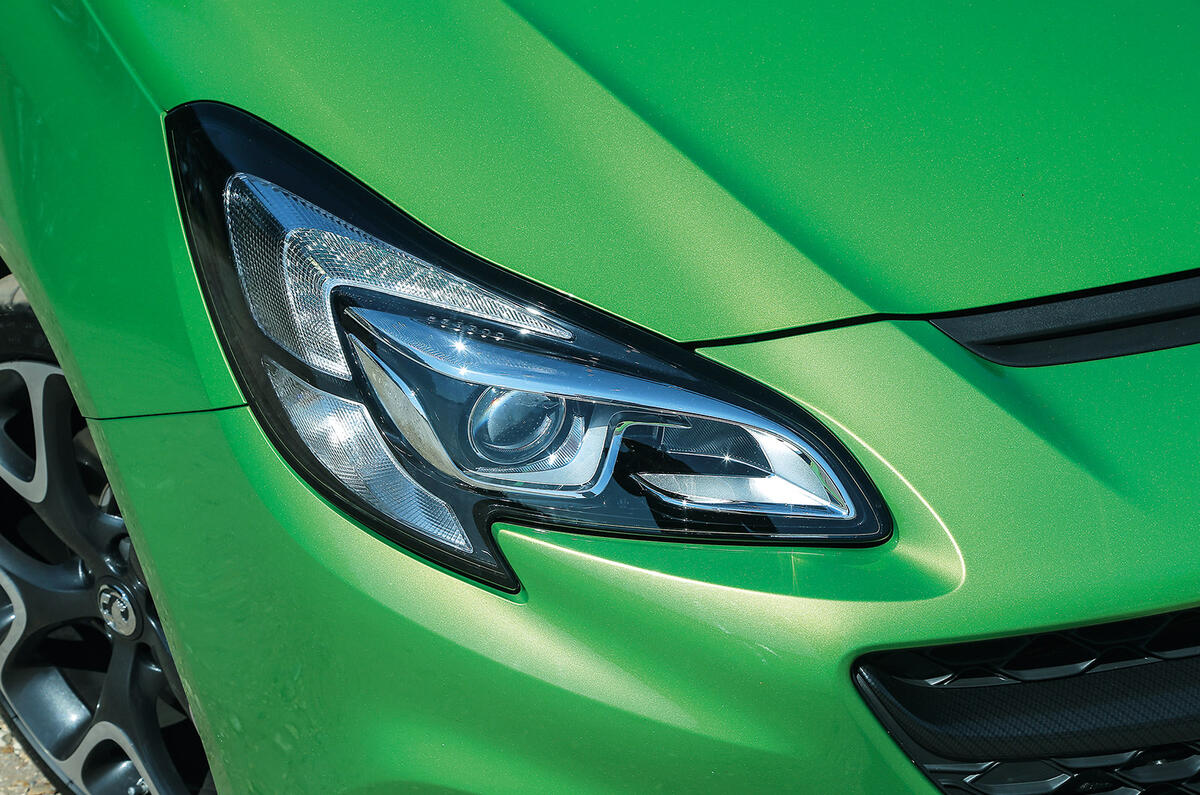 Vauxhall Corsa VXR bi-xenon headlight