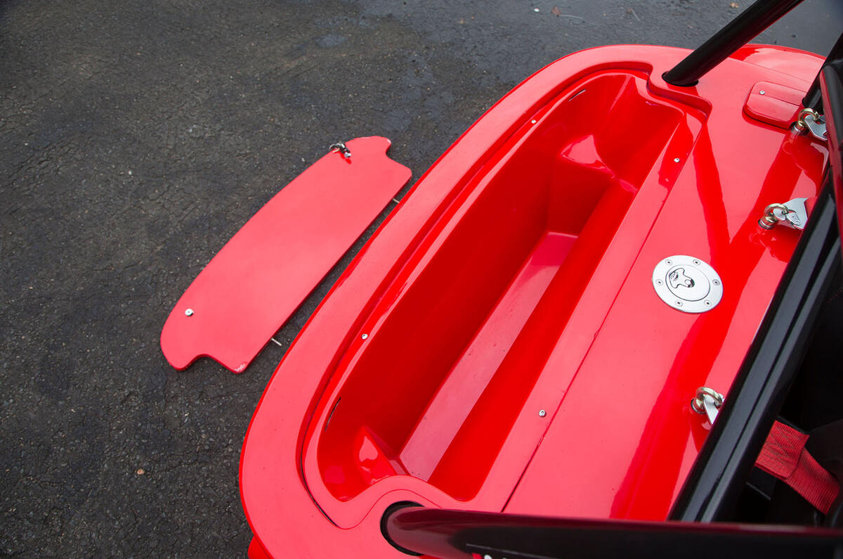 Westfield Sport 250 boot space