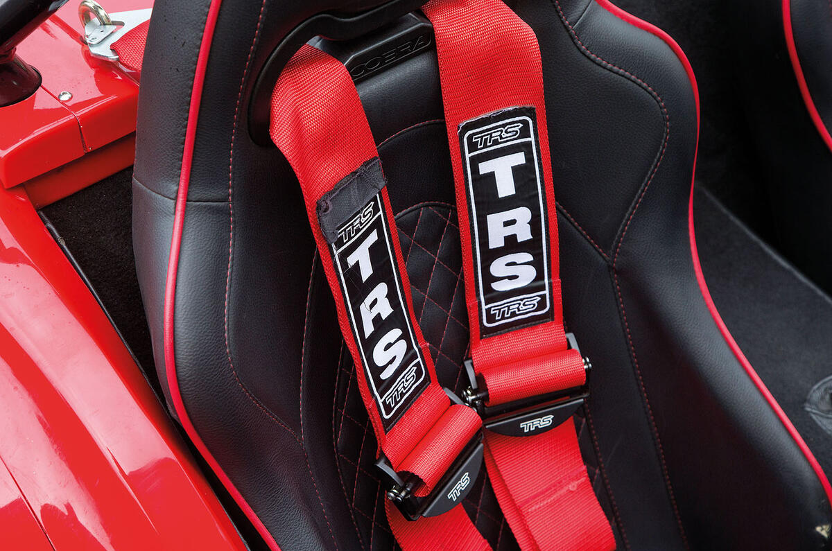 Westfield Sport 250 harness
