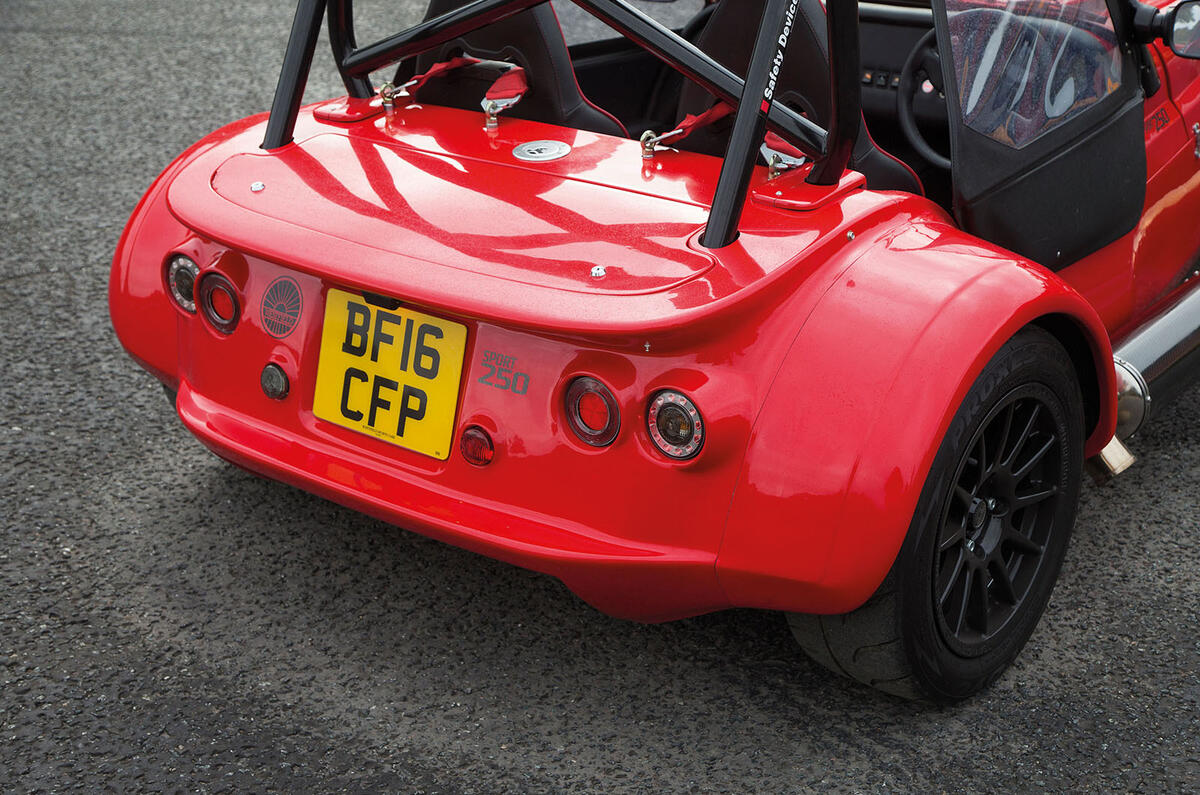 Westfield Sport 250 rear end