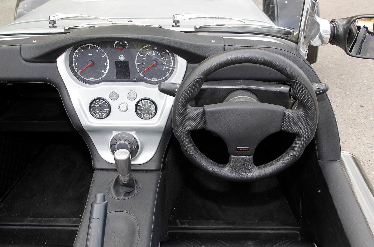 Westfield Sport Turbo dashboard