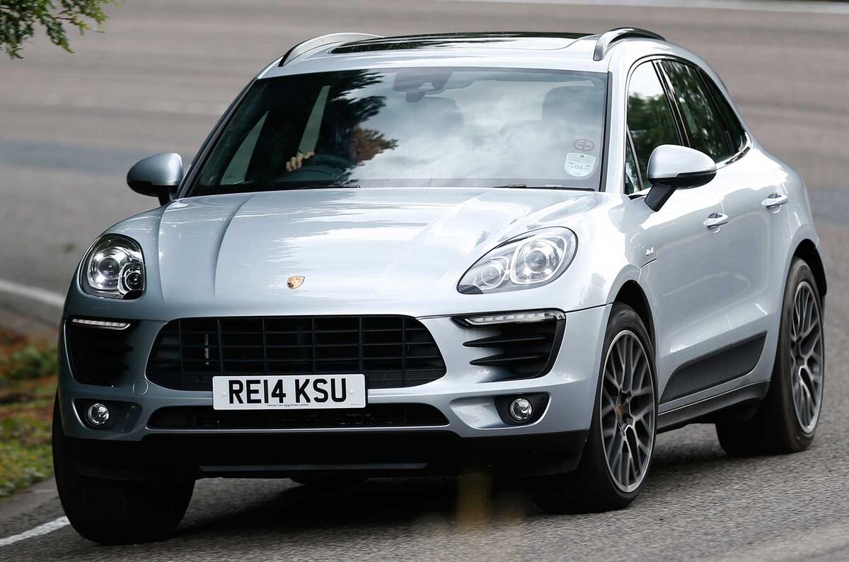 Comparison: BMW X4 versus Porsche Macan