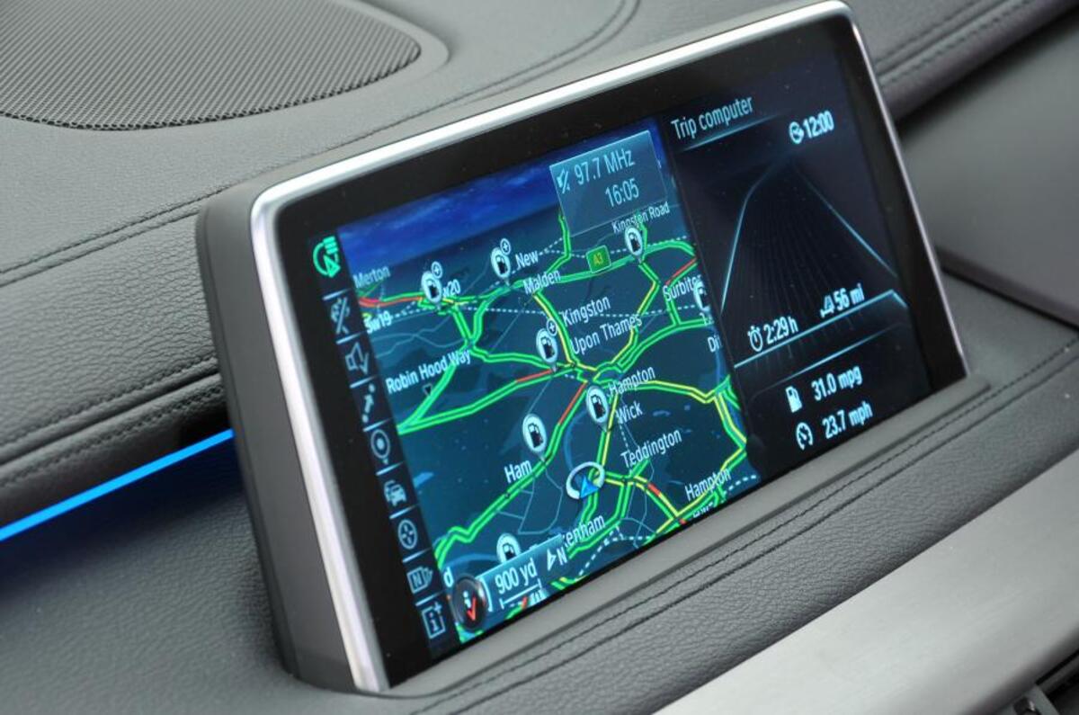 BMW X6 sat nav