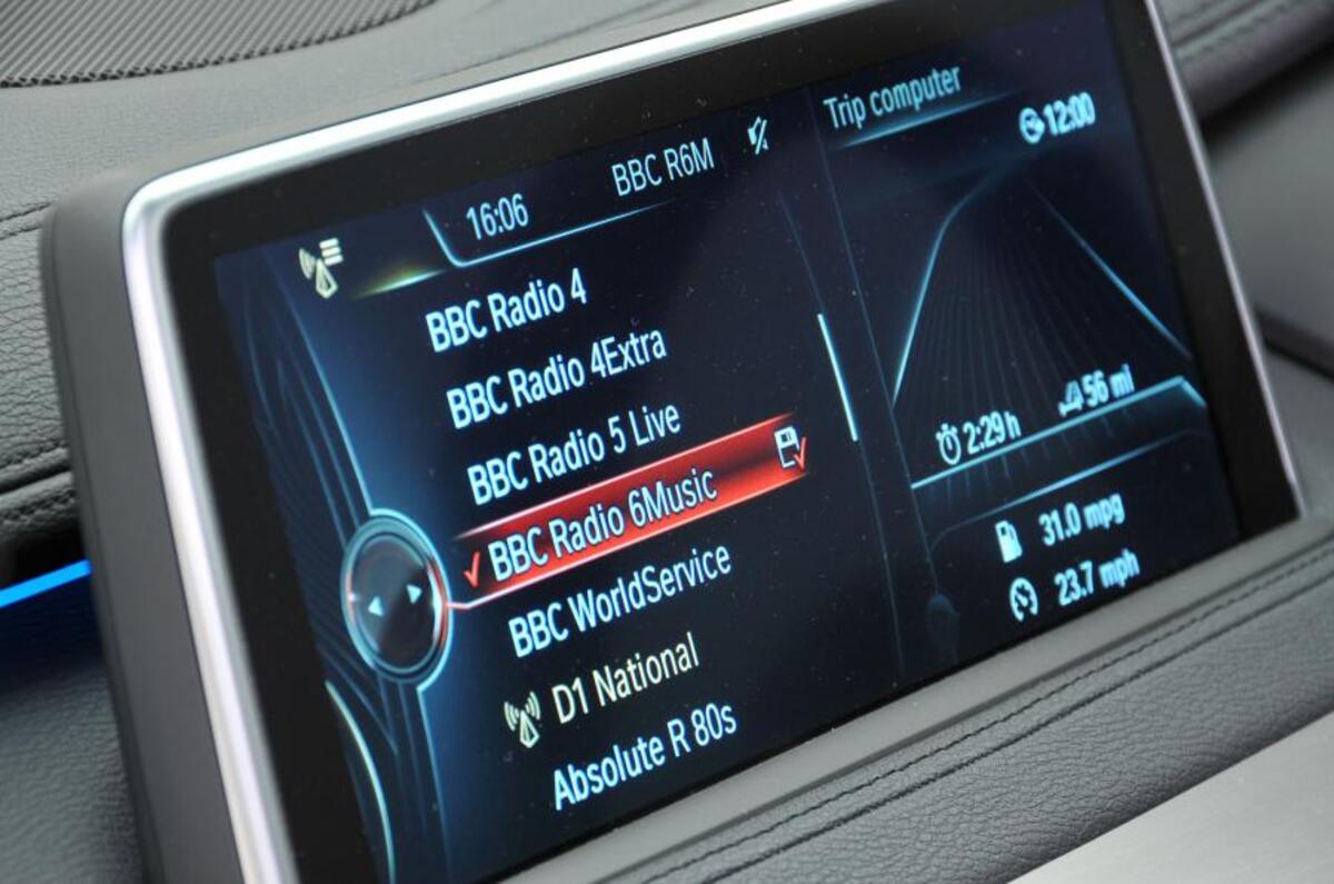 BMW X6 iDrive screen
