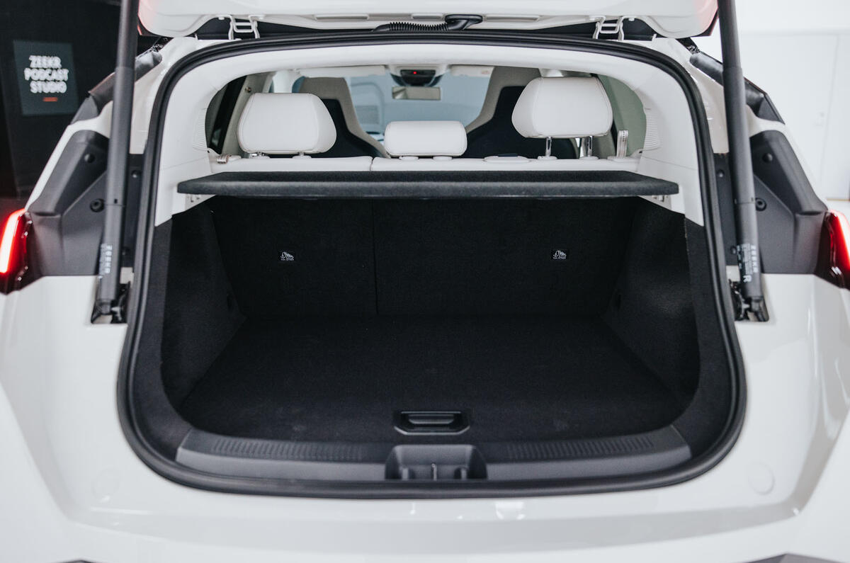 zeekr review 2023 02 boot zeekr review 2023 02 boot