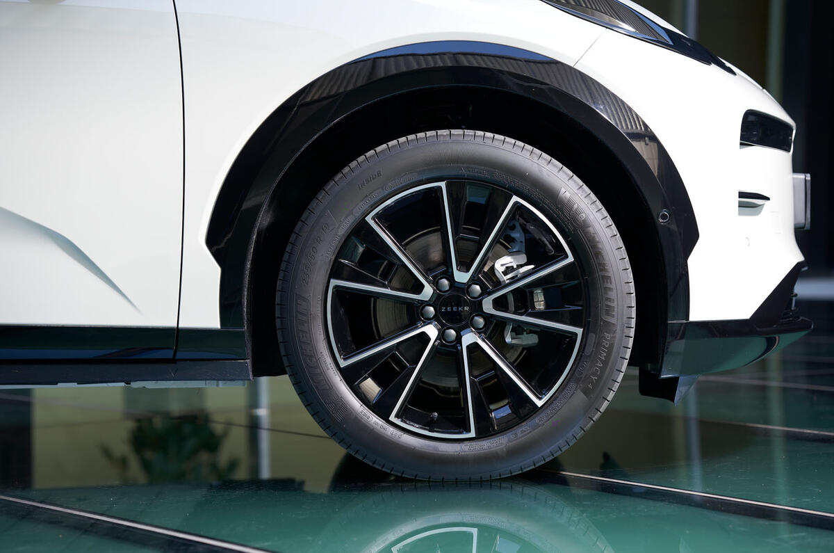 zeekr review 2023 07 wheel zeekr review 2023 07 wheel