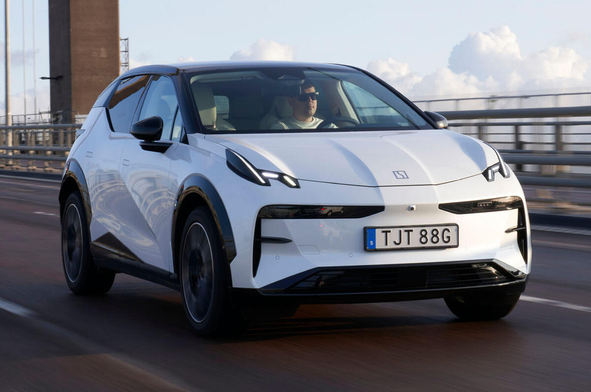 zeekr review 2023 17 tracking front zeekr review 2023 17 tracking front