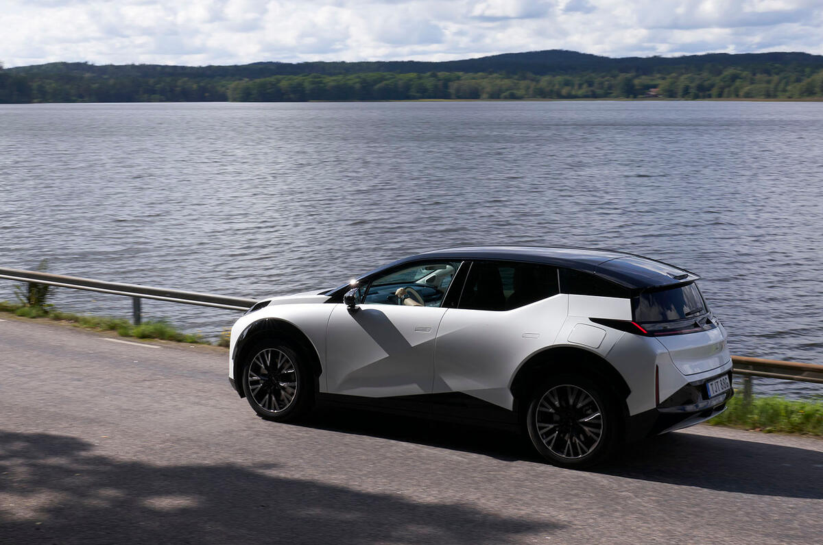 zeekr review 2023 20 panning rear zeekr review 2023 20 panning rear