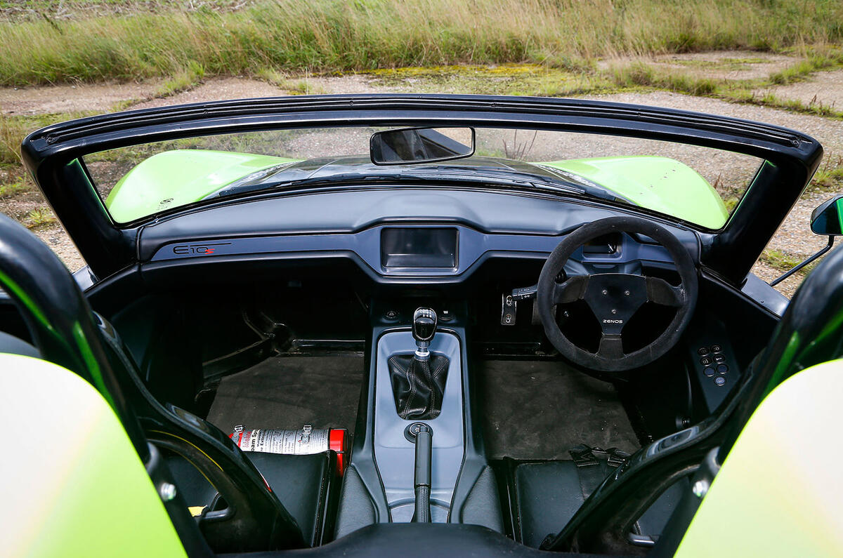 Zenos E10 S dashboard
