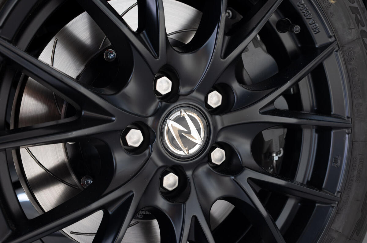 Zenos review 2026 298