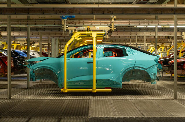 Nissan Leaf production