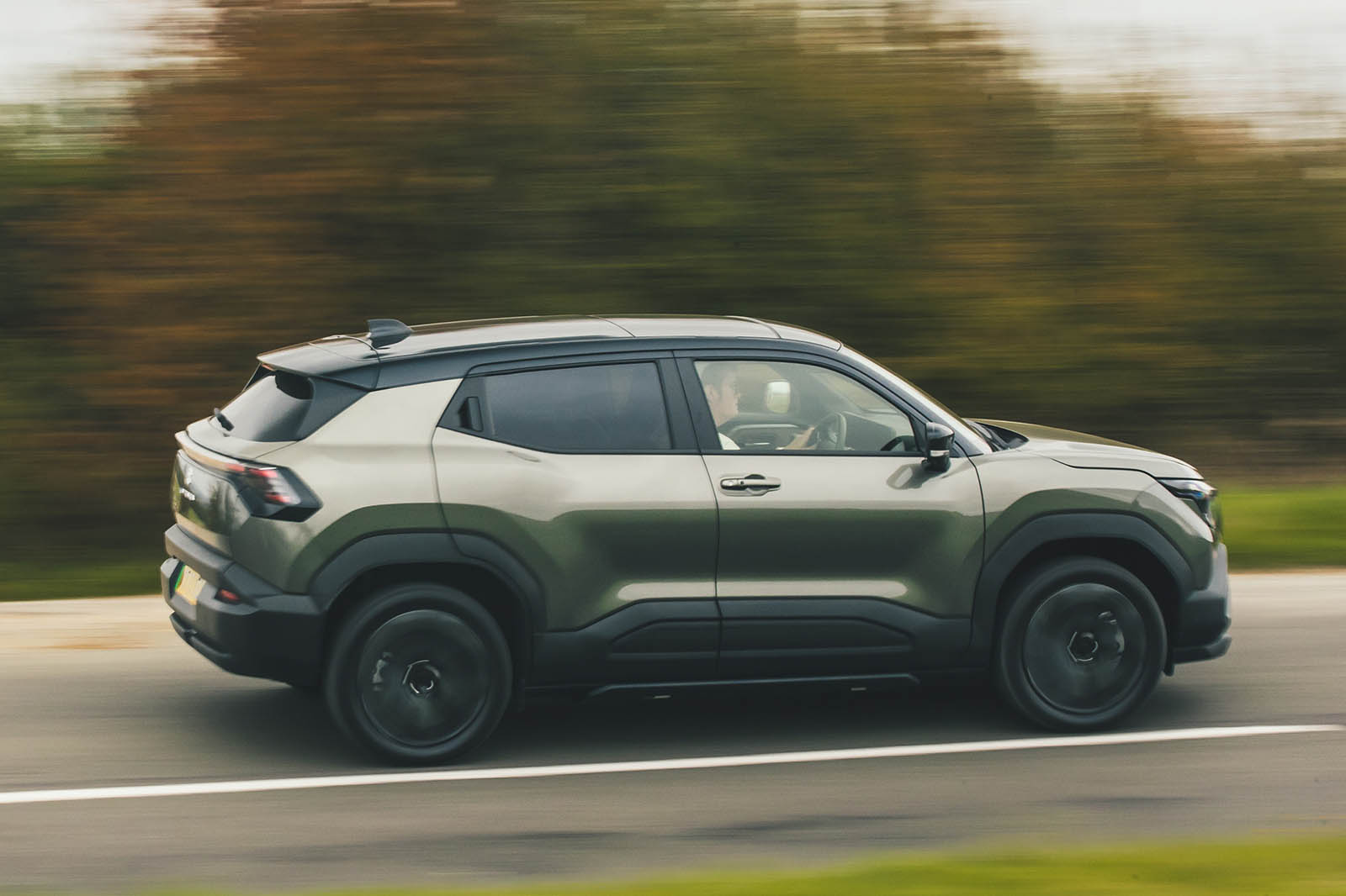 Suzuki E Vitara review 2025 02