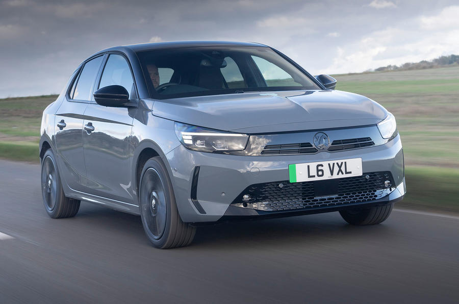 https://images.cdn.autocar.co.uk/Vauxhall Corsa Electric front tracking