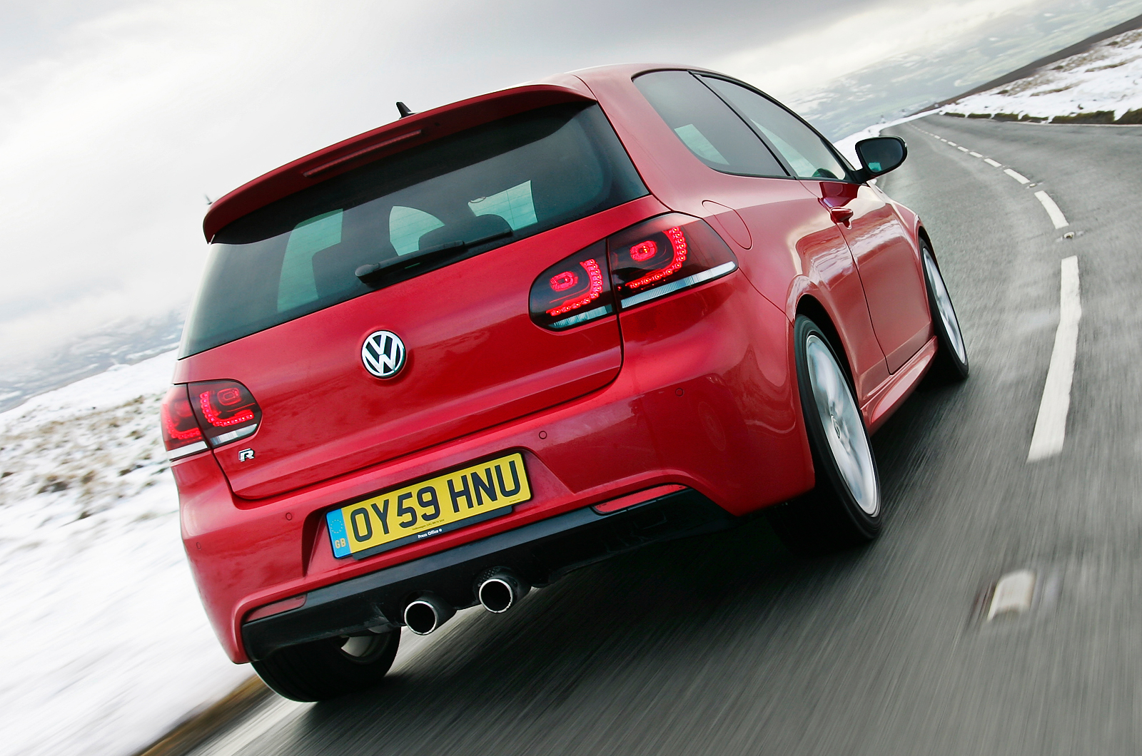 Volkswagen Golf R rear