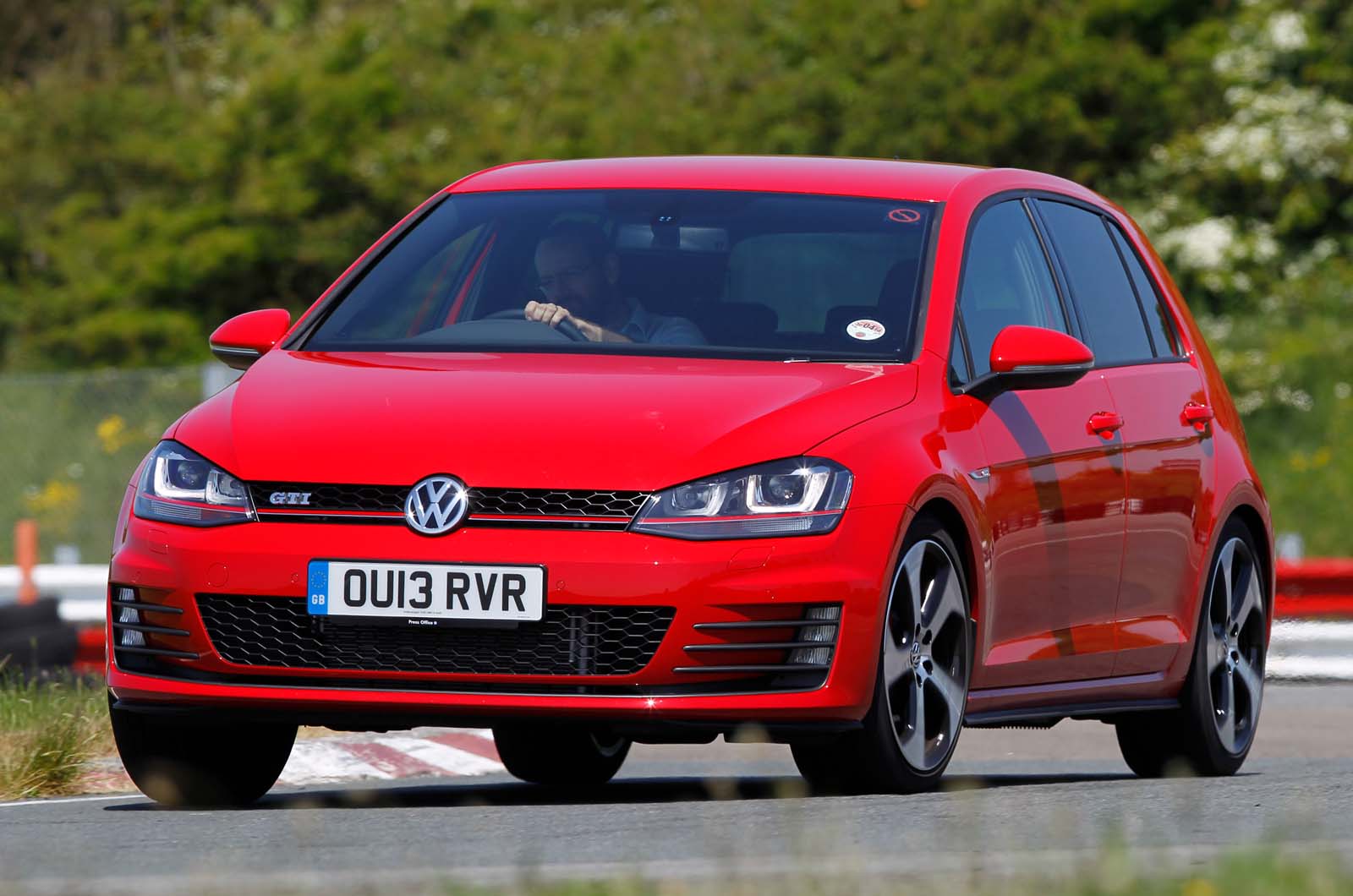 https://images.cdn.autocar.co.uk/