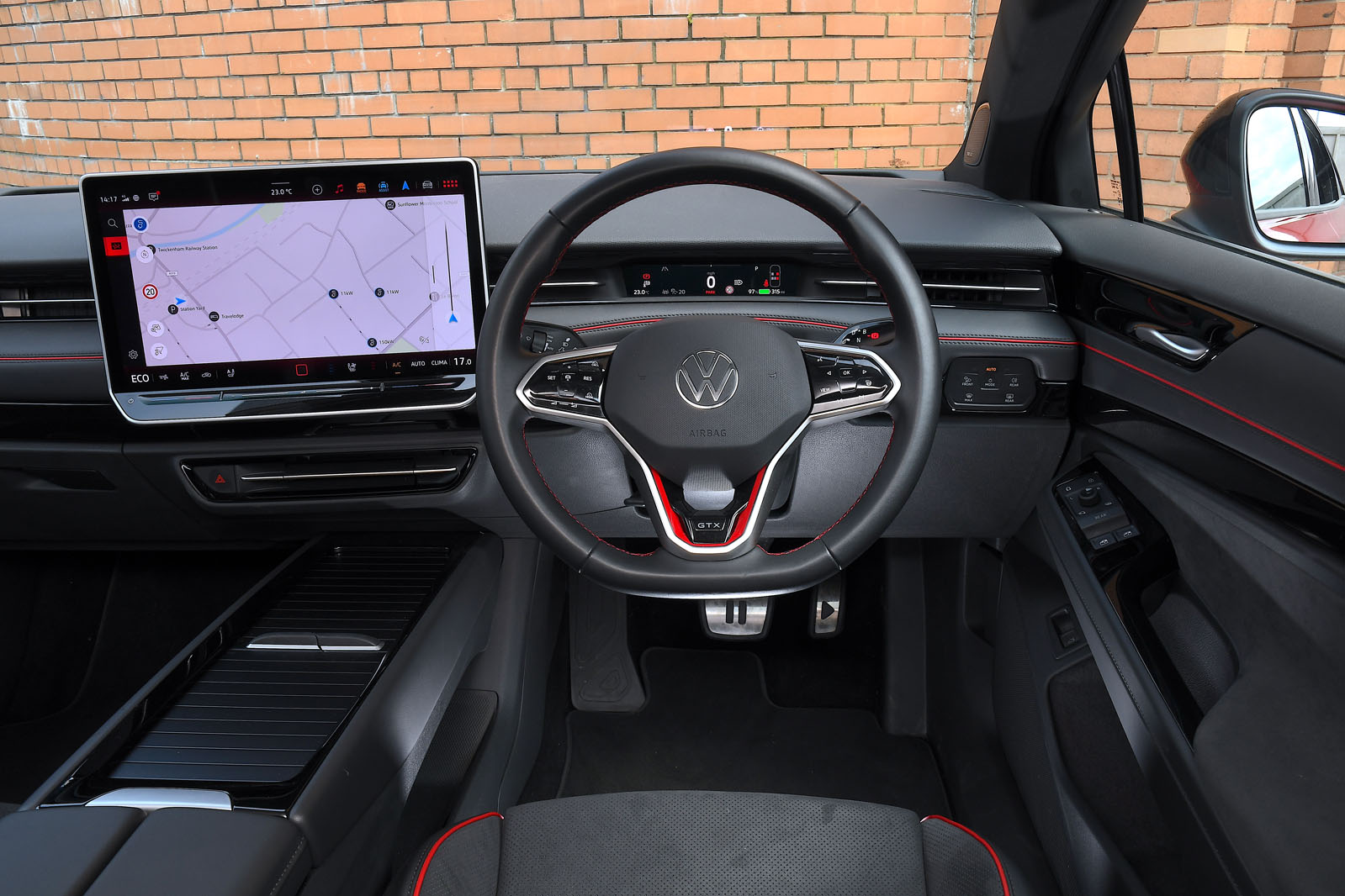 VW ID7 GTX 2025 Review RT dash 0599